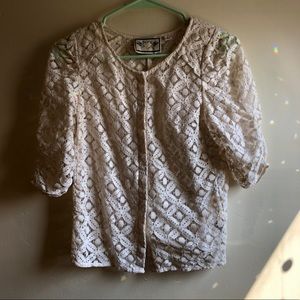 Stunning Vintage Lace Top